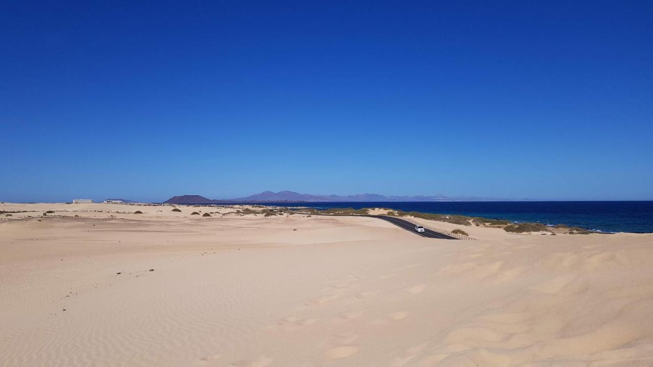 Tres Islas Apartment - 70 M2 Private Terrace Corralejo Bagian luar foto