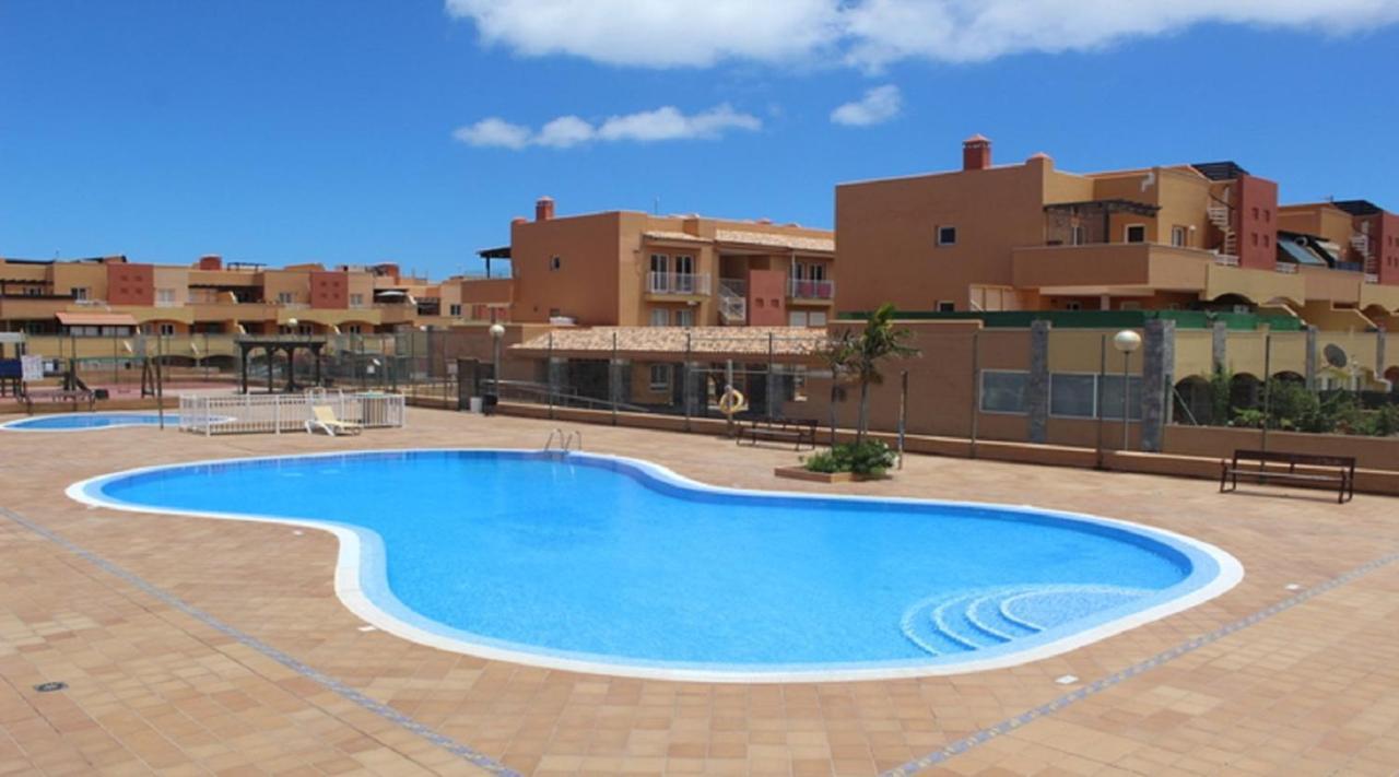Tres Islas Apartment - 70 M2 Private Terrace Corralejo Bagian luar foto