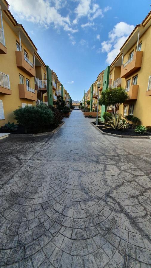 Tres Islas Apartment - 70 M2 Private Terrace Corralejo Bagian luar foto