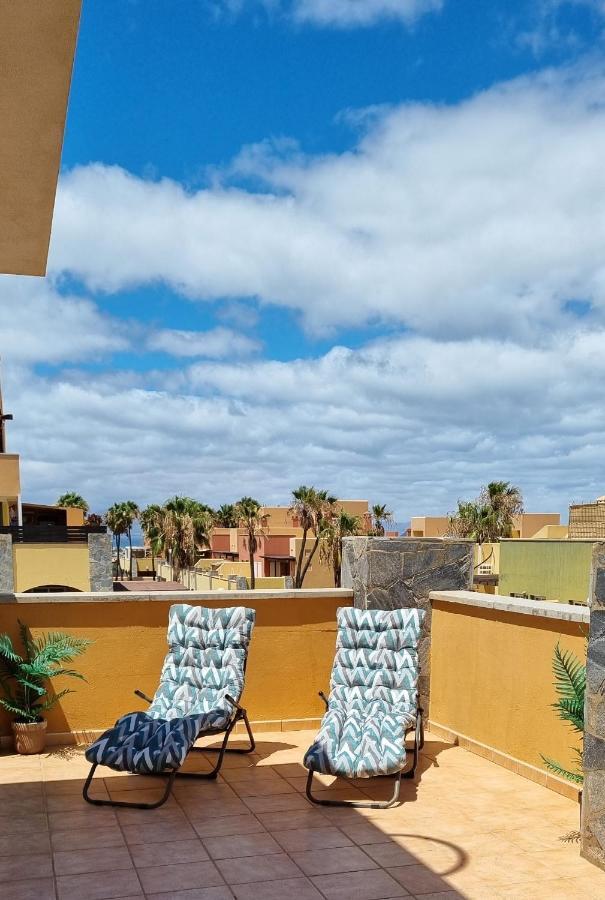 Tres Islas Apartment - 70 M2 Private Terrace Corralejo Bagian luar foto
