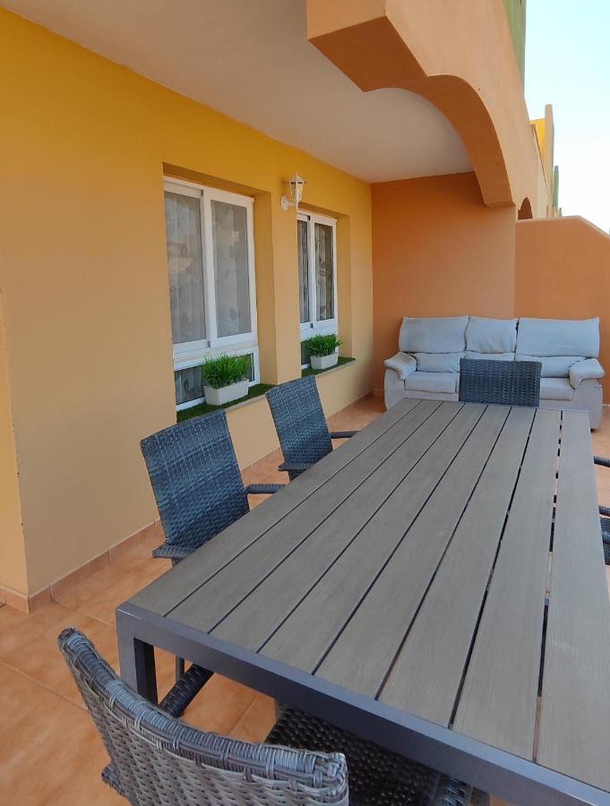 Tres Islas Apartment - 70 M2 Private Terrace Corralejo Bagian luar foto