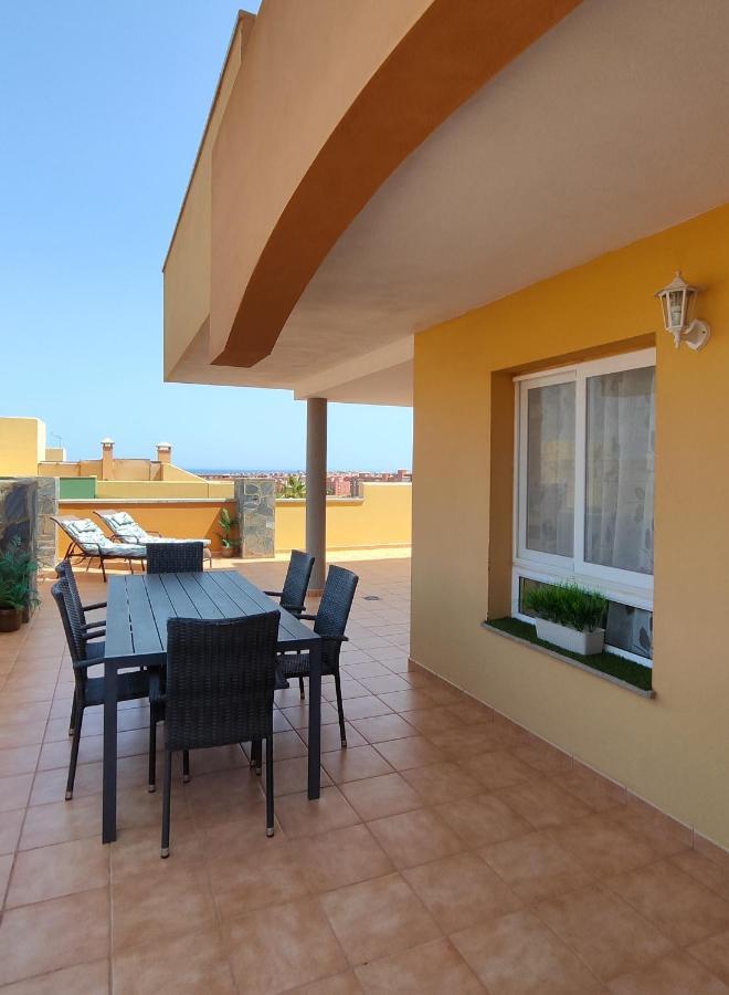 Tres Islas Apartment - 70 M2 Private Terrace Corralejo Bagian luar foto
