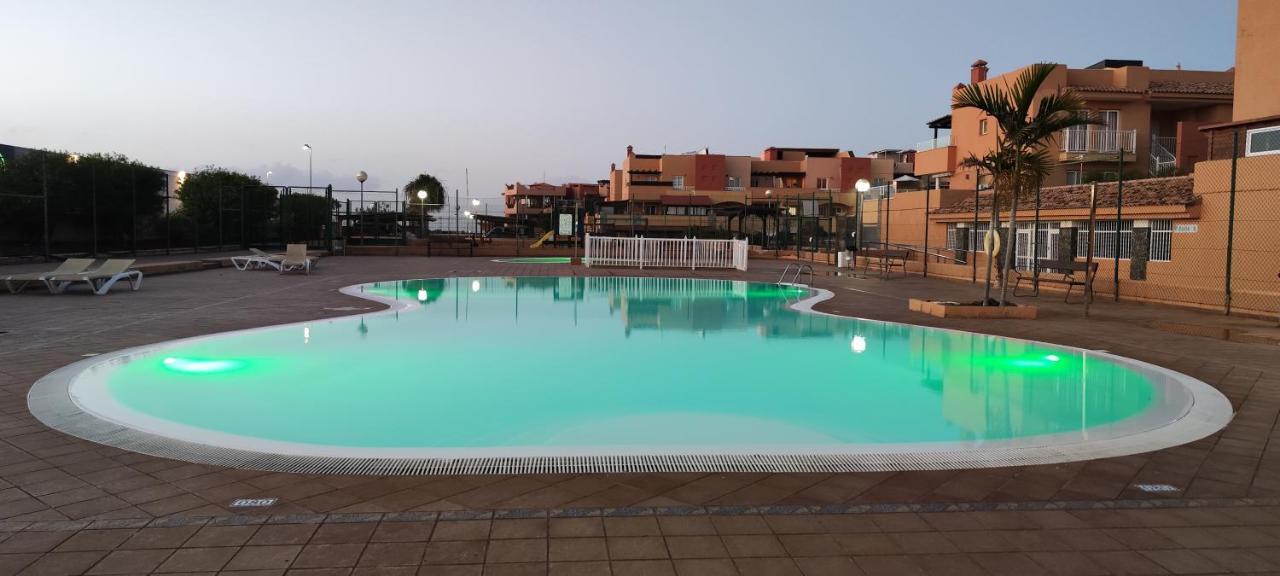 Tres Islas Apartment - 70 M2 Private Terrace Corralejo Bagian luar foto